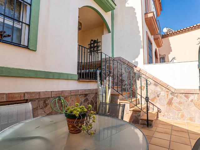 Casa adosada en Venta en Cotomar