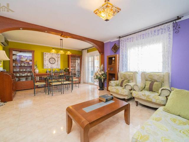 Casa adosada en Venta en El Pijorro