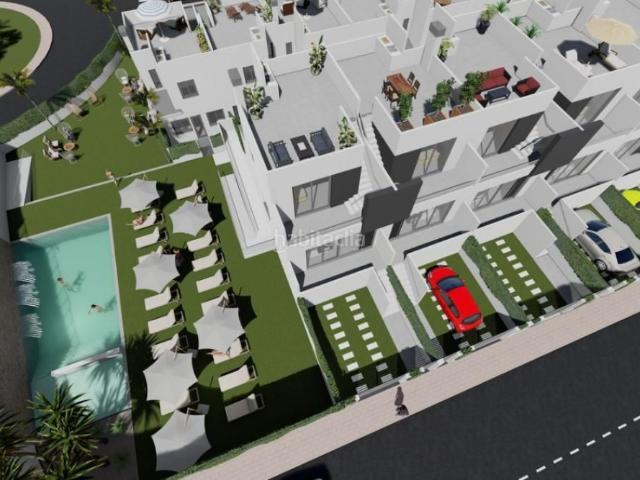 Casa adosada en venta en Cox. Casas adosadas.