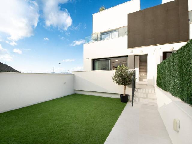 Casa adosada en Venta en Cox