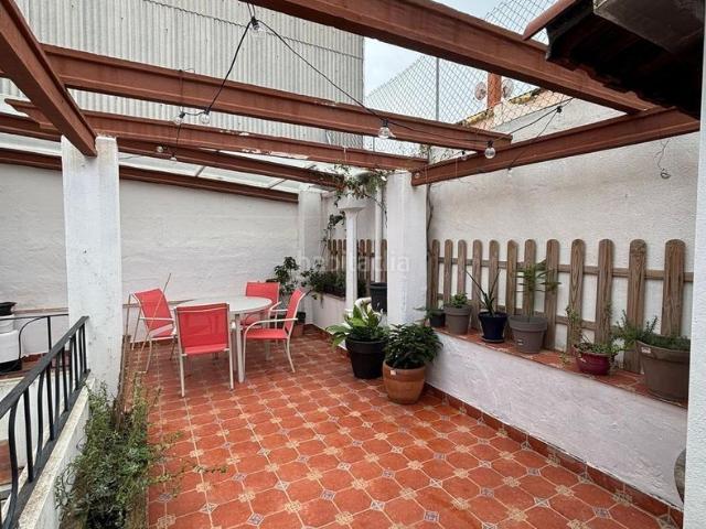 Casa adosada en venta en Cocentaina. Chalet pareado en venta en COCENTAINA CERCA Avenida del País Valencià. Casas adosadas.