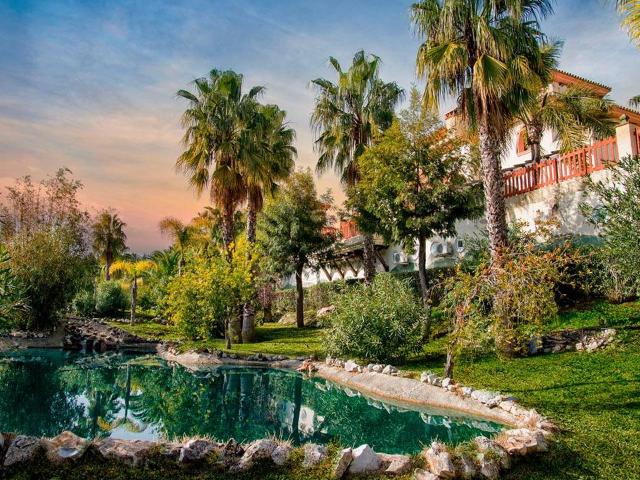 Casa adosada en Venta en Coín