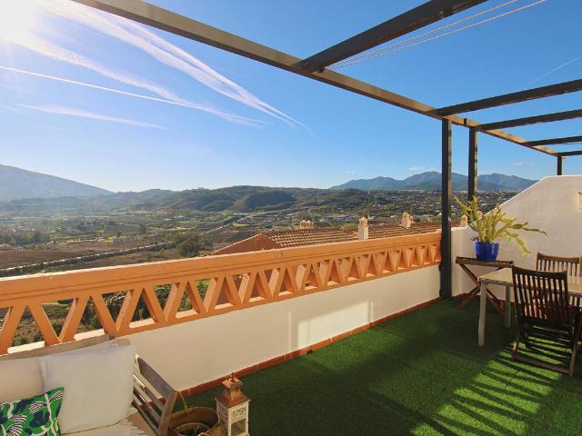 Casa adosada en Venta en Coín