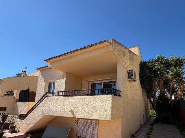 Casa adosada en Venta en Coloma