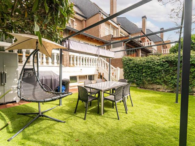 Casa adosada en Venta en Colonia