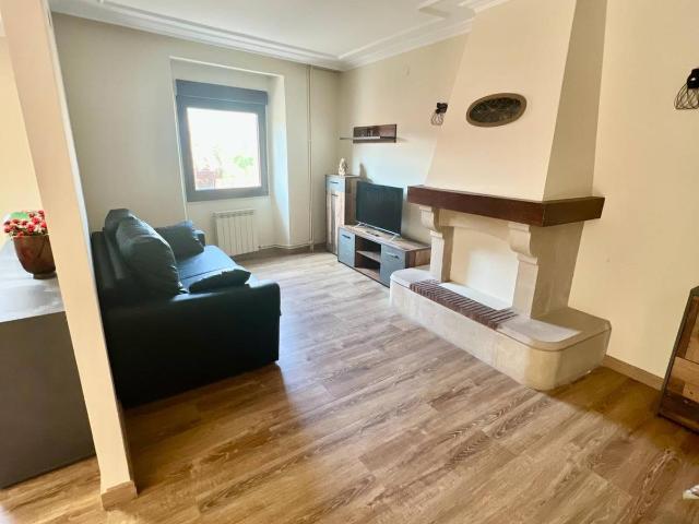 Casa adosada en Venta en Colunga