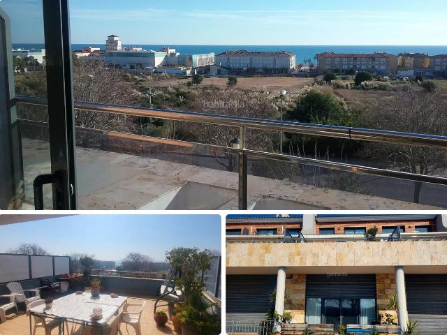 Casa adosada en venta en Coma ruga, Els Masos Els Garrofers Costa Dorada. Casa con piso independiente en planta baja. Casas adosadas.