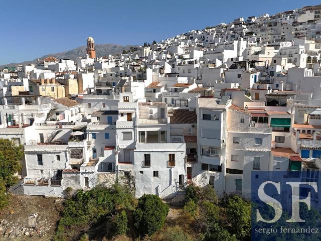 Casa adosada en Venta en Cómpeta