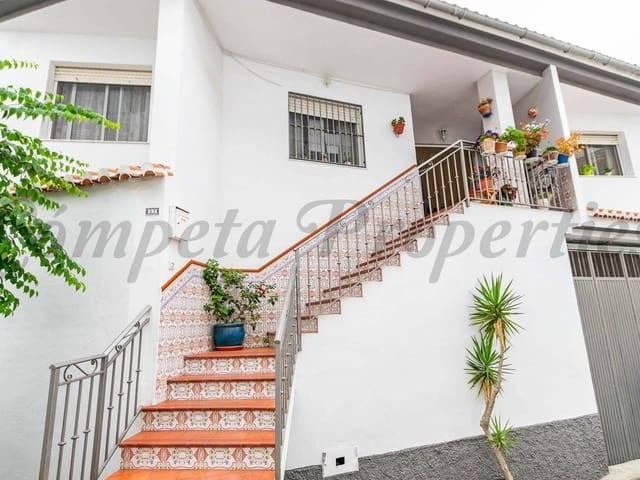 Casa adosada en Venta en Cómpeta