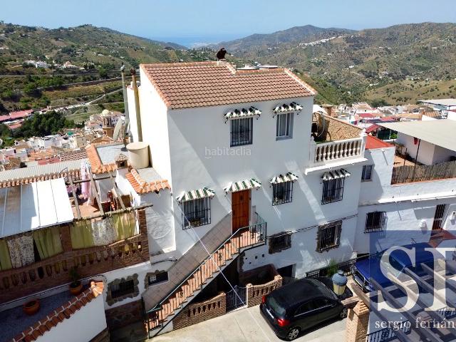 Casa adosada en venta en Cómpeta. Casas adosadas.