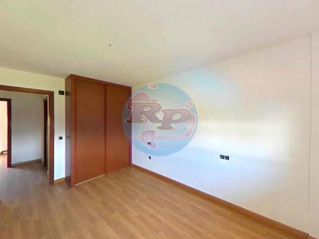 Casa adosada en Venta en Congosto