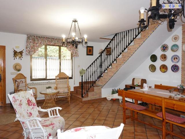 Casa adosada en venta en Condado de Treviño. MAGNÍFICA VIVIENDA ADOSADA EN MORAZACONDADO DE TREVIÑO. Casas adosadas Condado de.