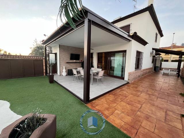 Casa adosada en Venta en Condequinto