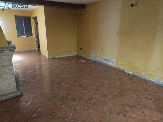 Casa adosada en venta en Constantina. Casa en venta en Plaza Pozuelo, Constantina Sevilla. Casas adosadas.