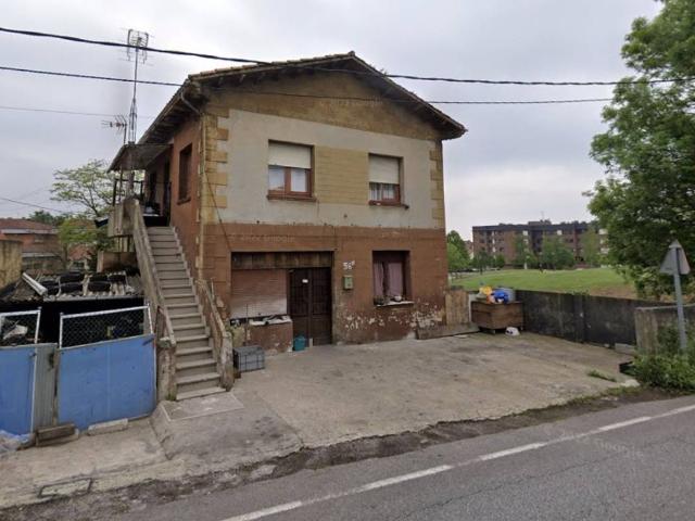 Casa adosada en Venta en Contrueces