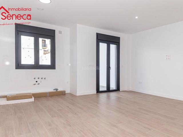Casa adosada en venta en Córdoba, Villarrubia. CASA INDEPENDIENTE EN VILLARRUBIA. Casas adosadas.