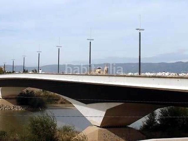 Casa adosada en venta en Córdoba, Campo de la Verdad Miraflores. Casas adosadas.