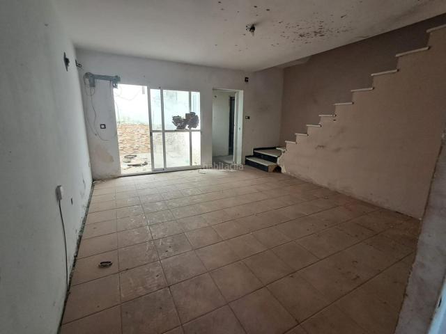 Casa adosada en venta en Córdoba, El Higuerón. Amplio Adosado en El Higuerón, Córdoba Oportunidad para Reformar!. Casas adosadas.