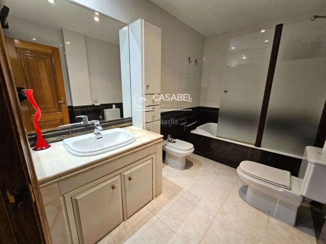 Casa adosada en venta en Córdoba, Poniente Norte Miralbaida Parque Azahara. CASA EN ZONA SAN RAFAEL DE ALBAIDA. Casas adosadas.