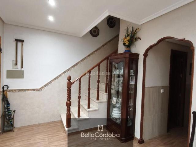 Casa adosada en venta en Córdoba, Sta. Marina San Andrés San Pablo San Lorenzo. PRECIOSA CASA ADOSADA EN CASCO ANTIGUO DE DOS PLANTAS CON PATIO Y TERRAZA Y OPCIÓN DE GARAJE CERRADO. Casas.
