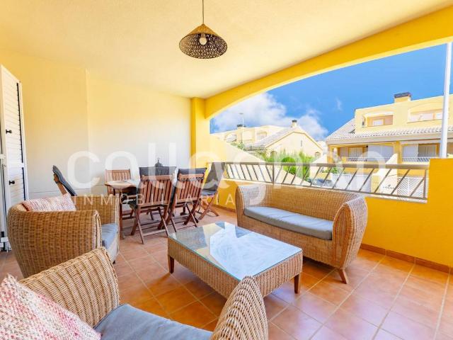 Casa adosada en Venta en Corinto Almarda