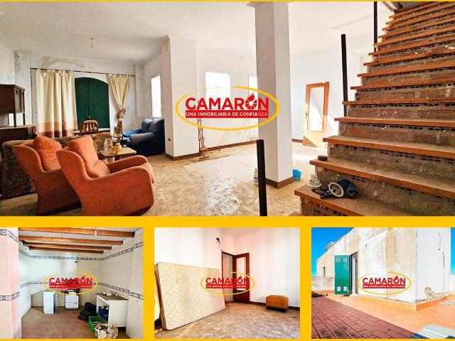 Casa adosada en Venta en Coria del Río