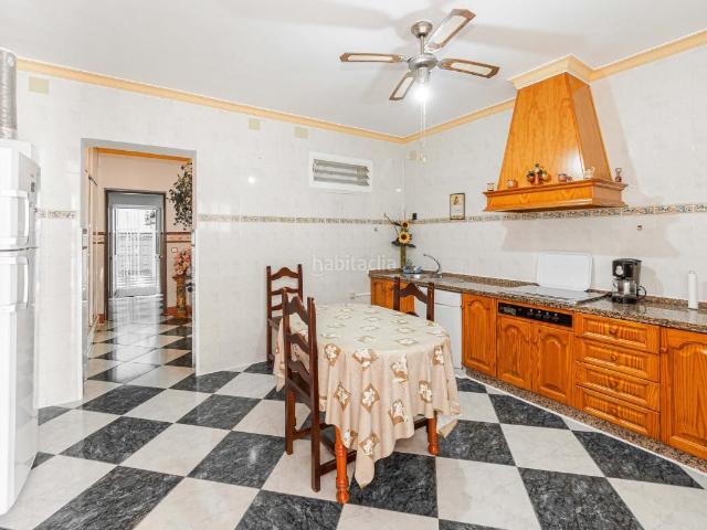 Casa adosada en venta en Coronil El. Casas adosadas Coronil.