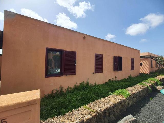 Casa adosada en Venta en Corralejo