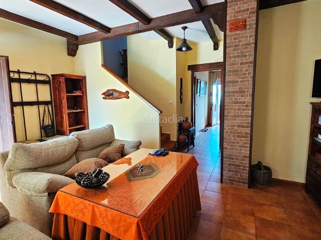 Casa adosada en venta en Cortelazor. Casa adosada lista para entrar en Cortelazor. Casas adosadas.