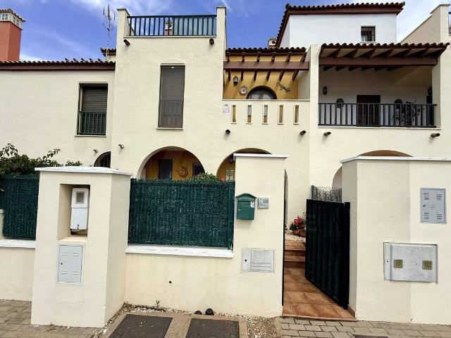 Casa adosada en Venta en Costa Esuri