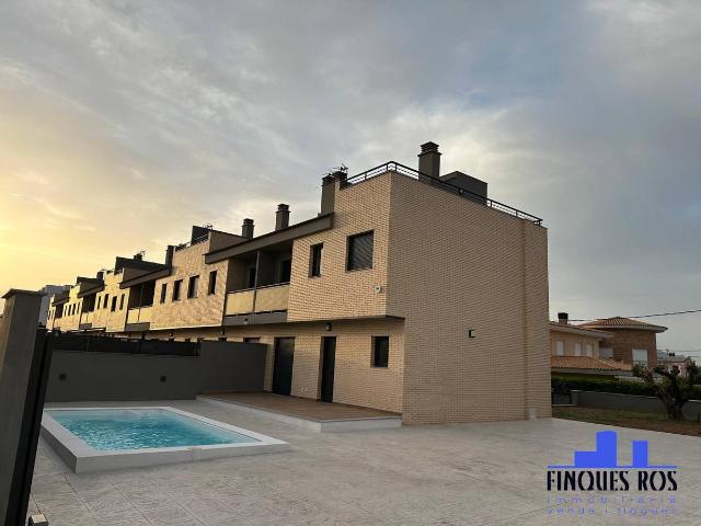 Casa adosada en Venta en Costa Norte