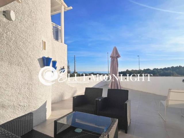 Casa adosada en Venta en Costa Sur