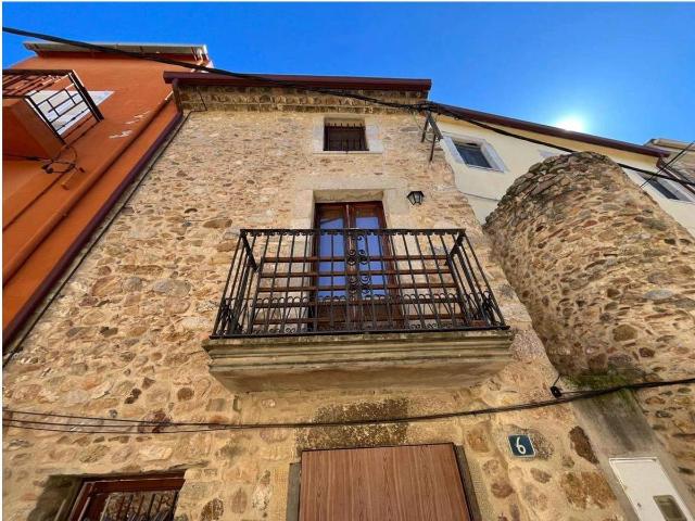 Casa adosada en Venta en Cabanes Girona