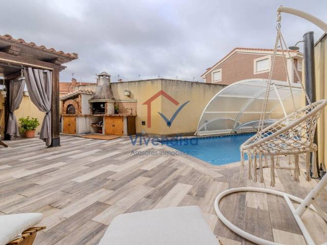 Casa adosada en Venta en Cabanillas del Campo