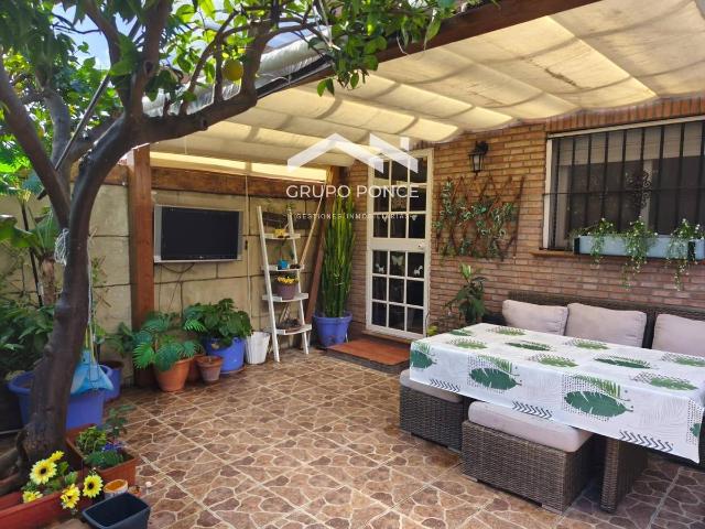 Casa adosada en Venta en Caballero Bonald San José Obrero Guadalcacín