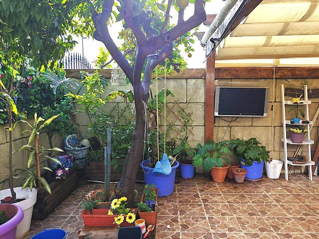 Casa adosada en Venta en Caballero Bonald San José Obrero Guadalcacín