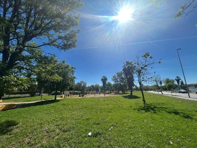 Casa adosada en Venta en Caballero Bonald San José Obrero Guadalcacín