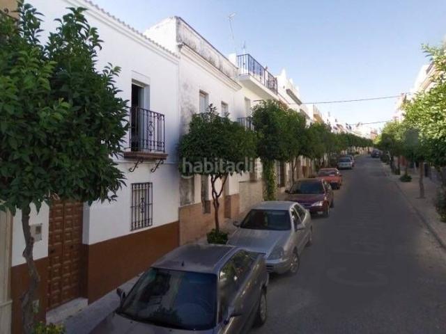 Casa adosada en venta en Cabezas de San Juan Las. Venta de Casa en Las Cabezas de San Juan, Sevilla. Casas adosadas Cabezas de San Juan.