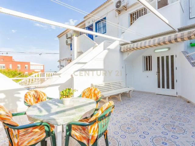 Casa adosada en Venta en Cabo Cervera