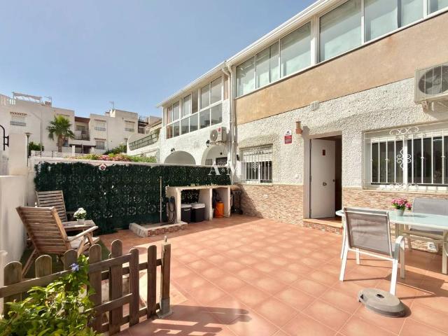 Casa adosada en Venta en Cabo Cervera