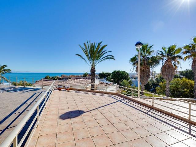 Casa adosada en Venta en Cabo Cervera