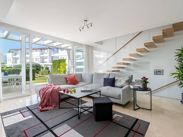 Casa adosada en Venta en Cabopino Artola