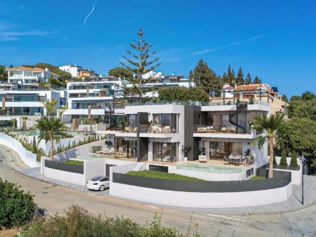 Casa adosada en Venta en Cabopino Artola
