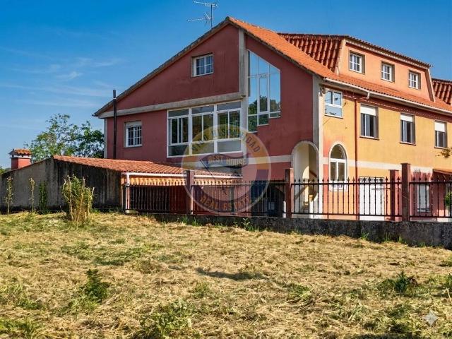Casa adosada en Venta en Cabral Candeán
