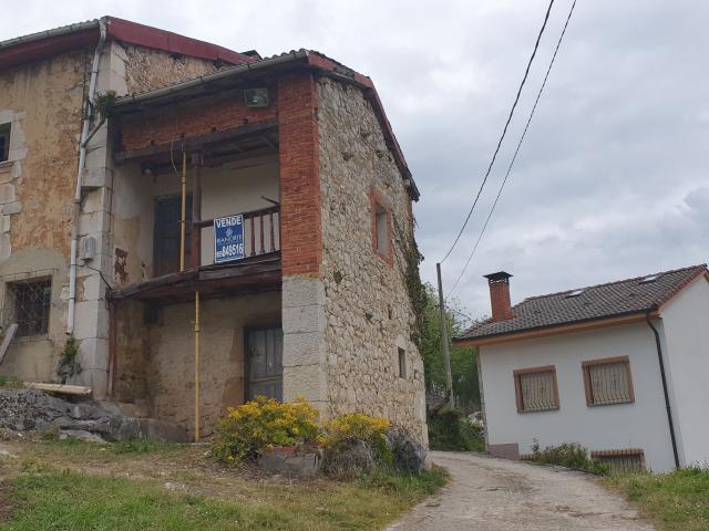 Casa adosada en Venta en Cabrales