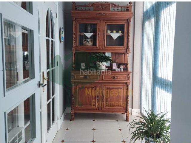 Casa adosada en venta en Cáceres, Aguas Vivas La Zambomba. VIVIENDA ADOSADA EN LA ZAMBOMBA AL LADO DEL PASEO ALTO. Casas adosadas.