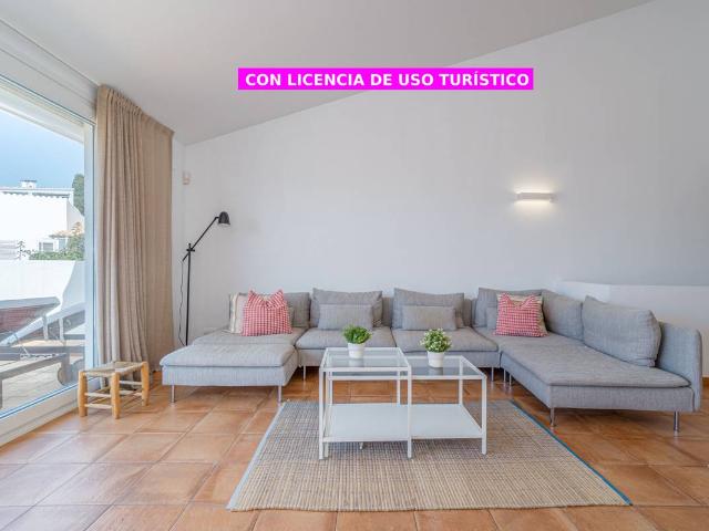 Casa adosada en Venta en Cadaqués
