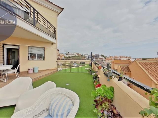 Casa adosada en Venta en Calabardina