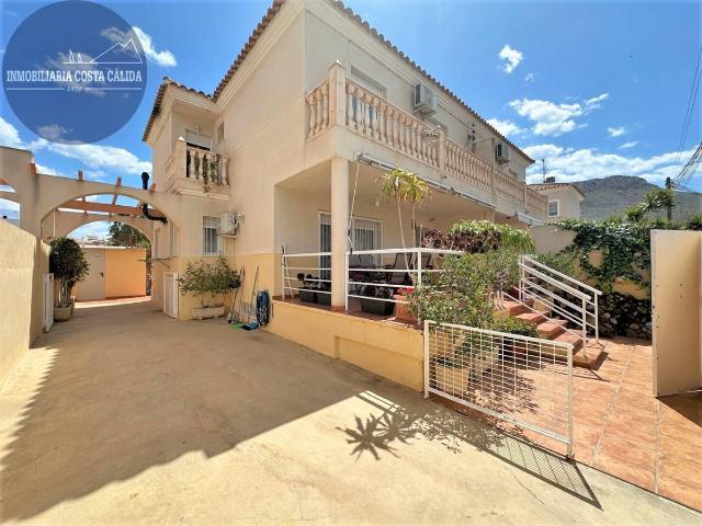 Casa adosada en Venta en Calabardina