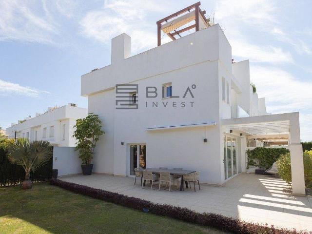 Casa adosada en Venta en Calahonda